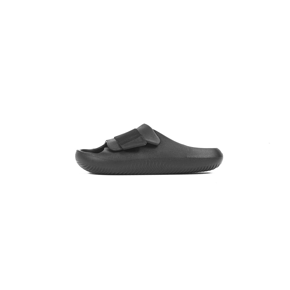 Mellow Luxe Recovery Slide (Black) – Corporate