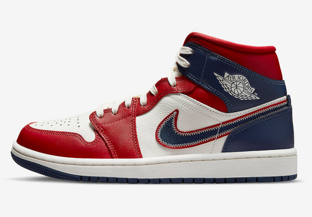 WMNS Air Jordan 1 Mid SE (Gym Red/Midnight Navy)