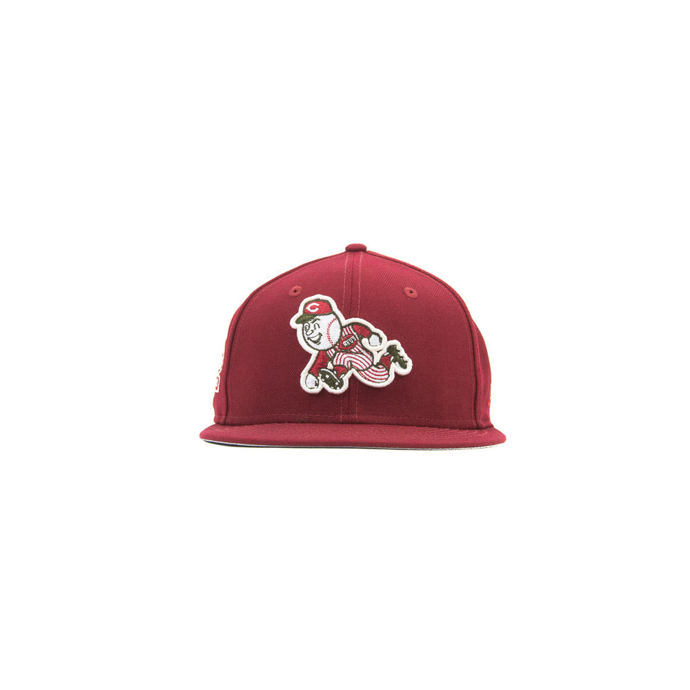 Cincinnati Reds Riverfront Fitted Cap (Cardinal Red)