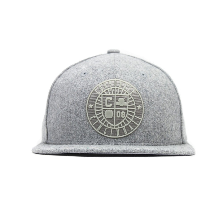 Crest Wool Fitted Cap (Grey)