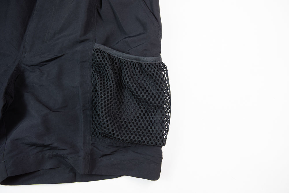 ACG Snowgrass Cargo Shorts (Black/Anthracite/Summit White)