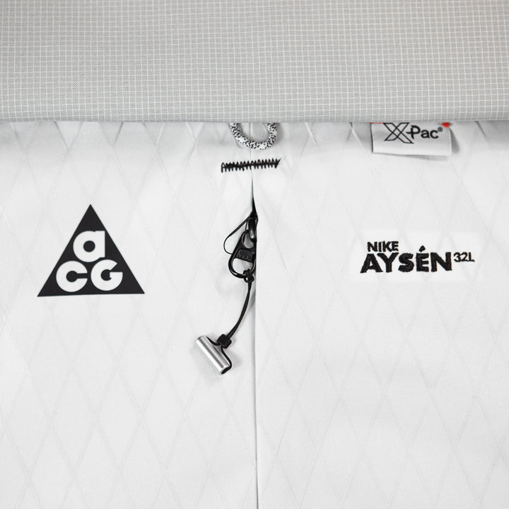 ACG Aysen (White/Photon Dust-Black)