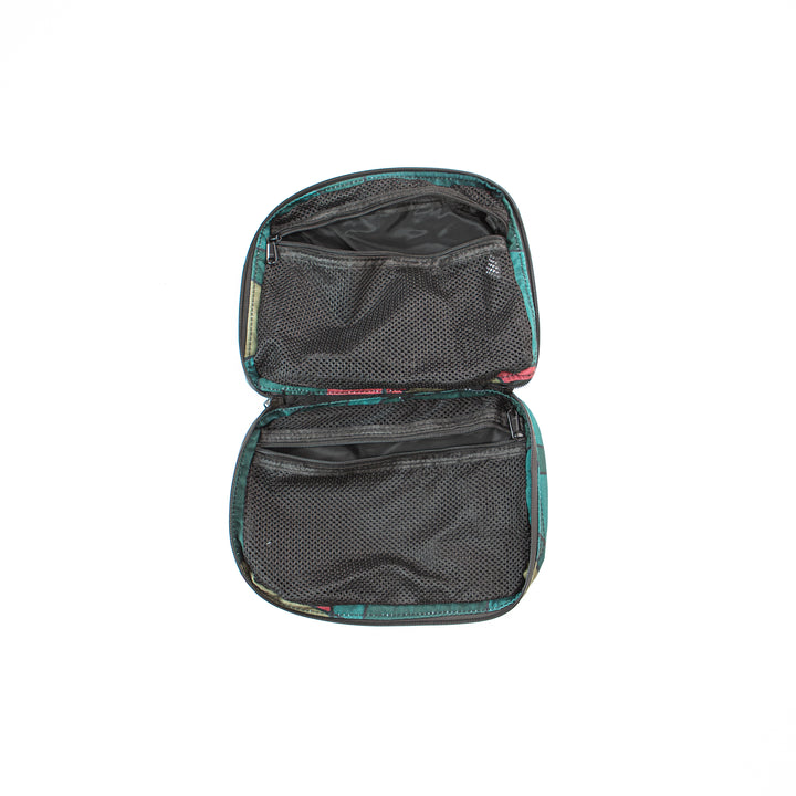 Trees In Wind Toiletry Bag (Camo Green)