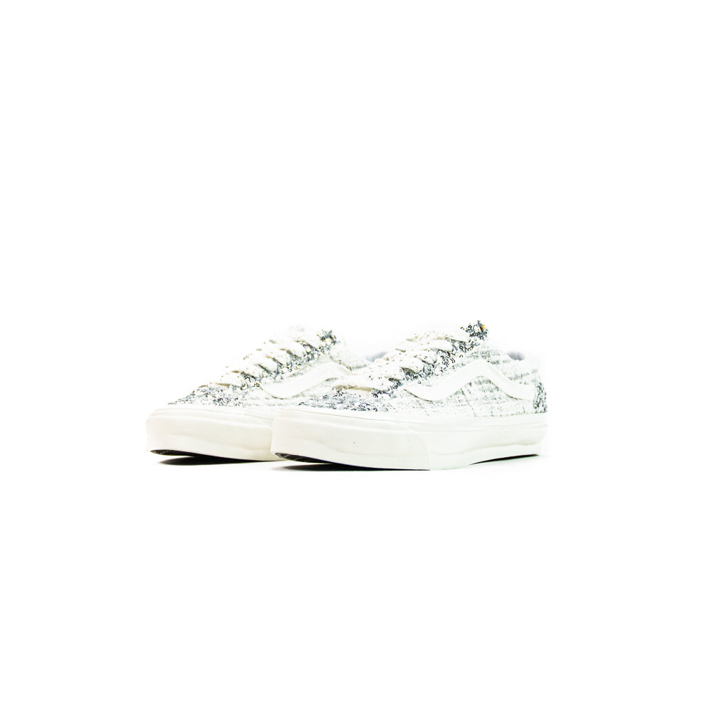 LX Old Skool 36 Fuzzy Fellings (White)