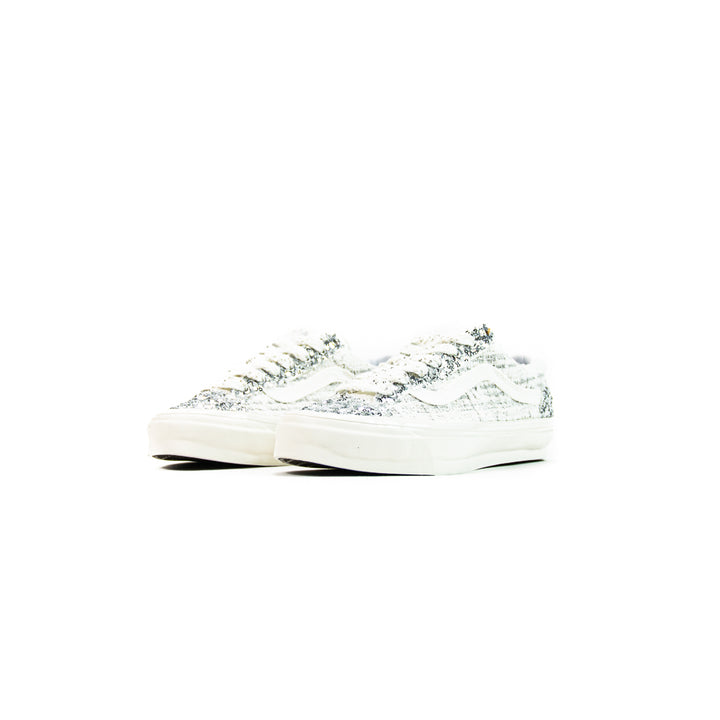 LX Old Skool 36 Fuzzy Fellings (White)
