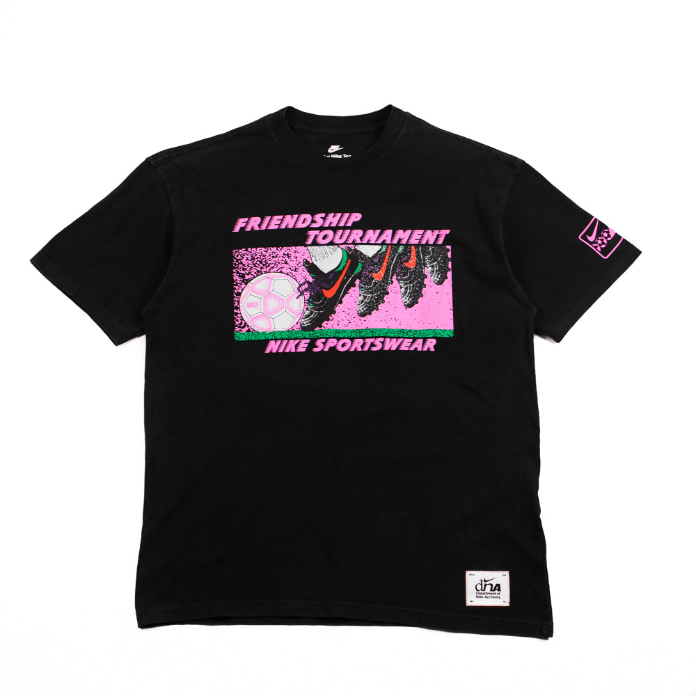Nike Sportswear T-Shirt (Black) – Corporate