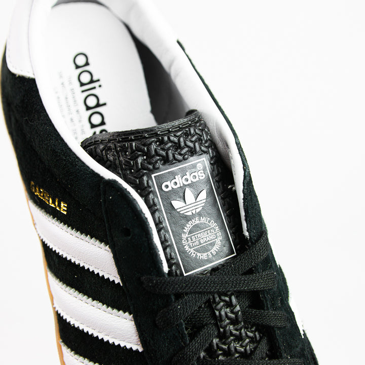 Gazelle Indoor (Black/Ftwwht/Cblack)