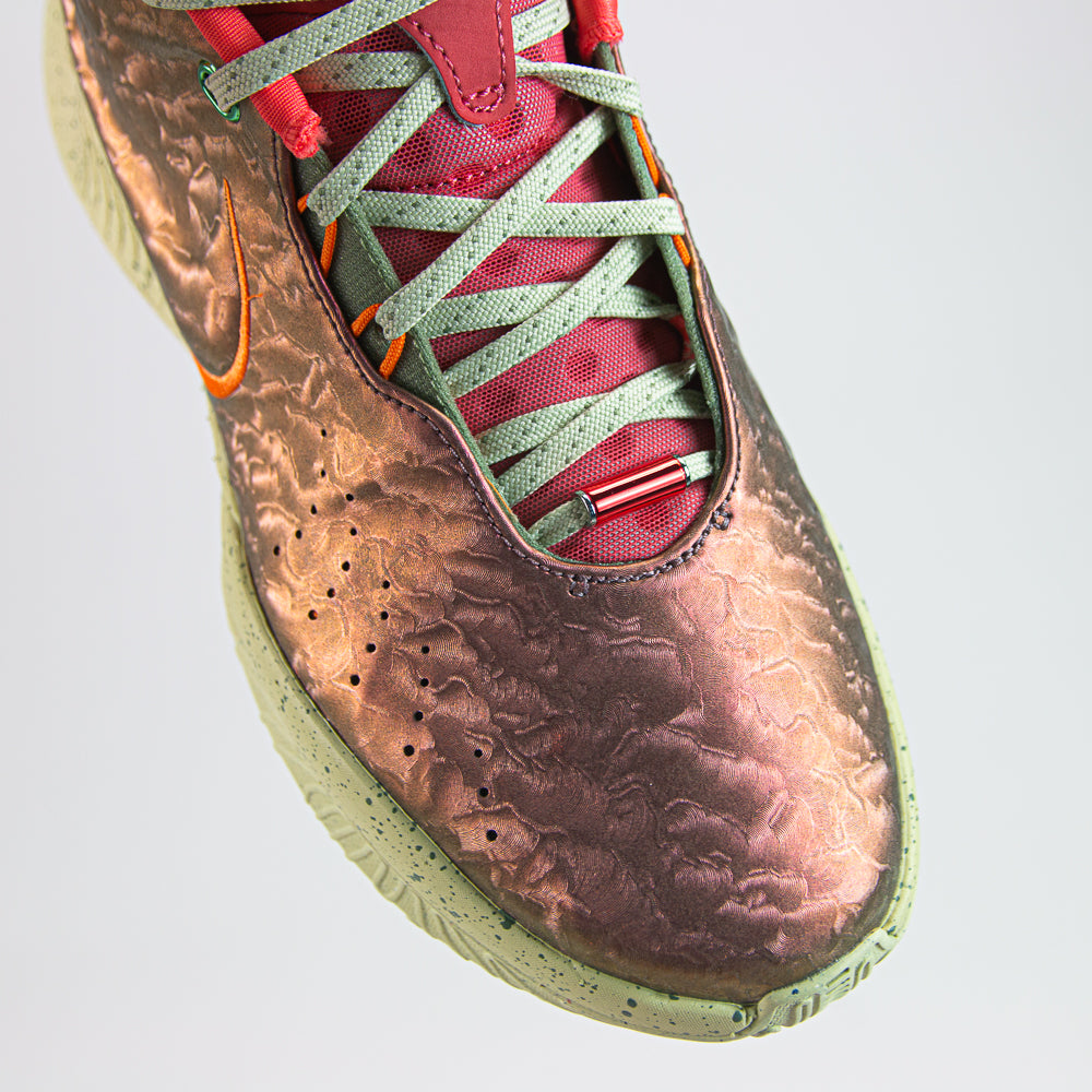 Lebron XXI (Ember Glow/Elemental Gold) – Corporate