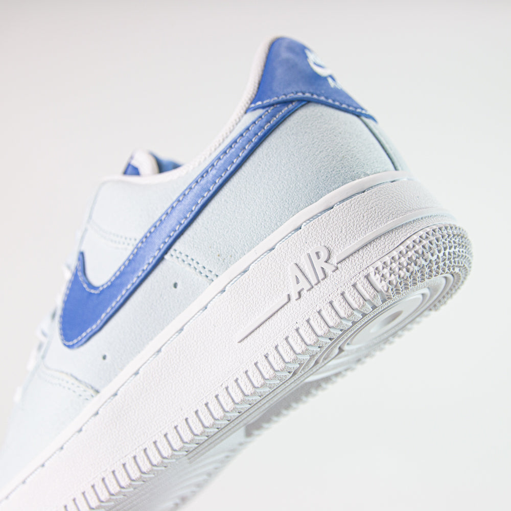 Wmns Air Force 1 '07 (Blue Tint/Polar-White)