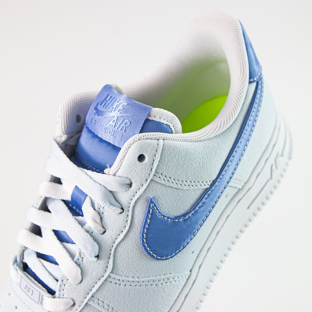 Wmns Air Force 1 '07 (Blue Tint/Polar-White)