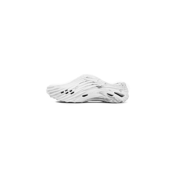 D8BEA5F4-934F-438D-AE04-