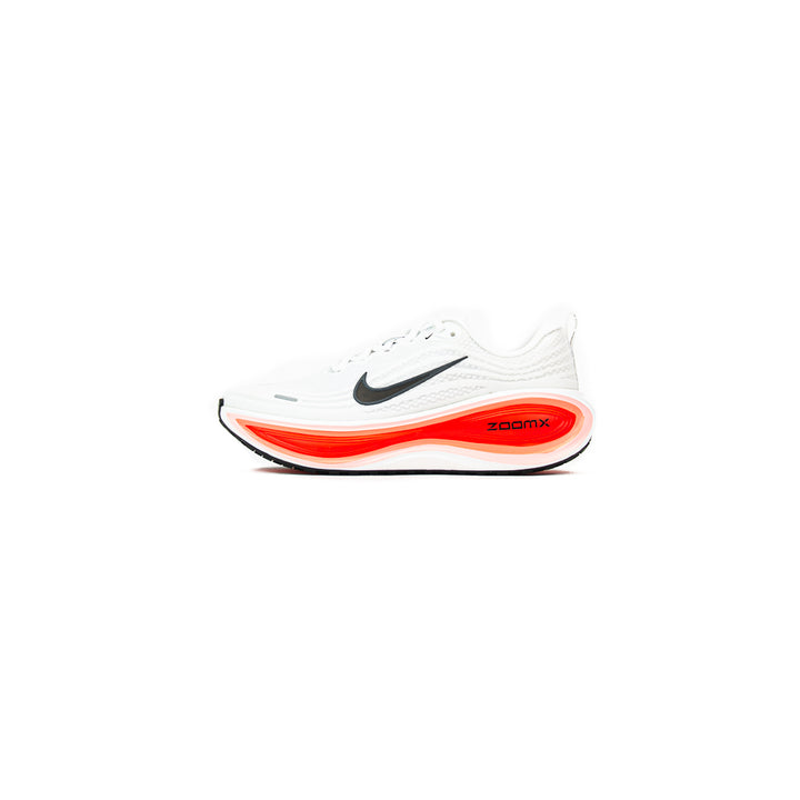 Vomero Plus (White/Black-Bright Crimson)