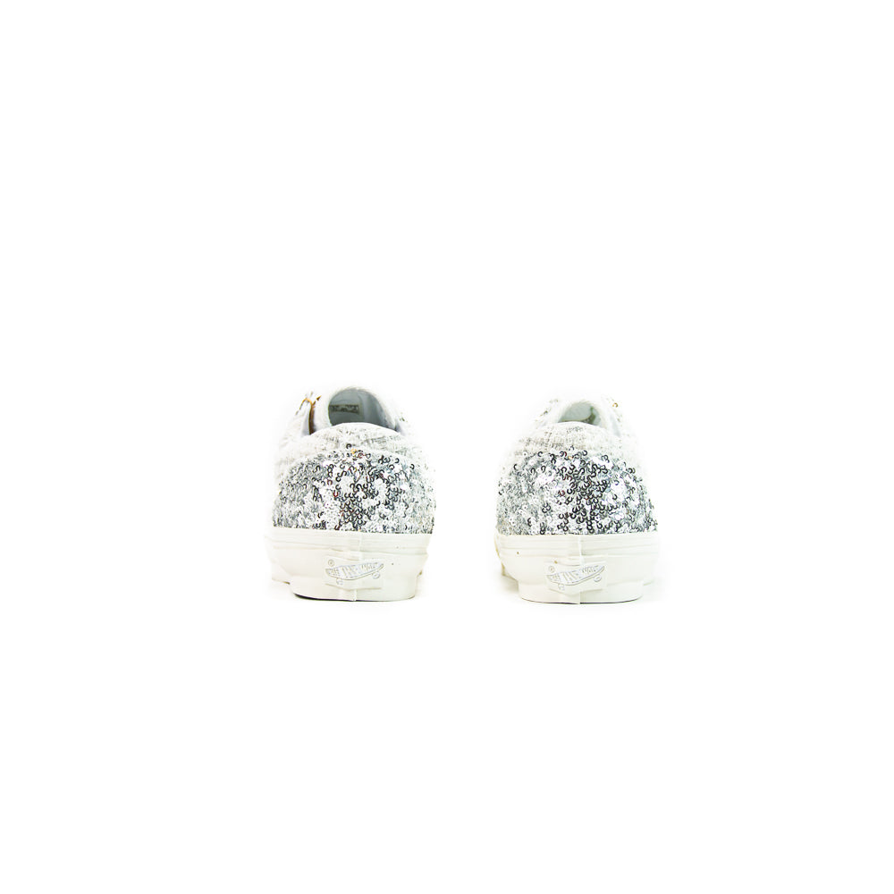 LX Old Skool 36 Fuzzy Fellings (White)