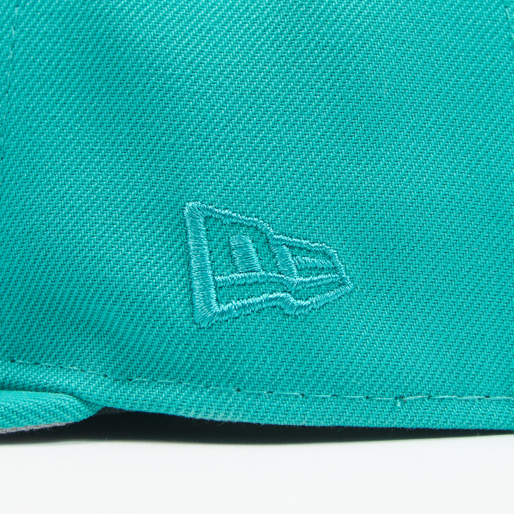 Cincinnati Reds City Connect Fitted Cap (Teal/White)