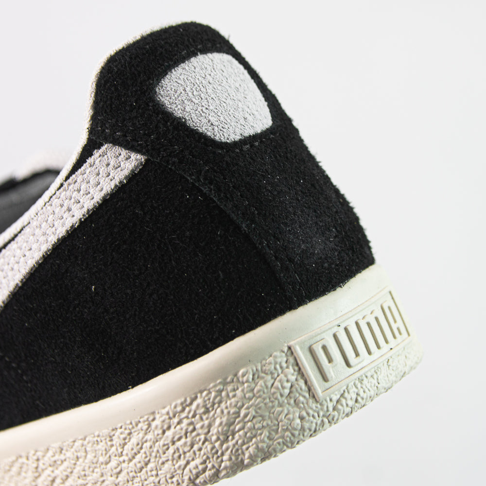 Puma Clyde Hairy Suede (Puma Black Frosted Ivory)