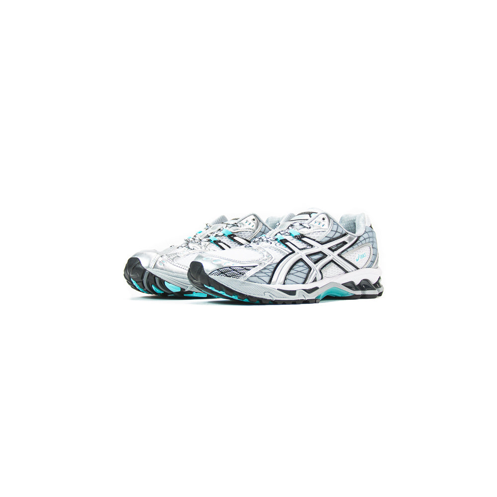 Gel-Nimbus 10.1 (White/Piedmont Grey)