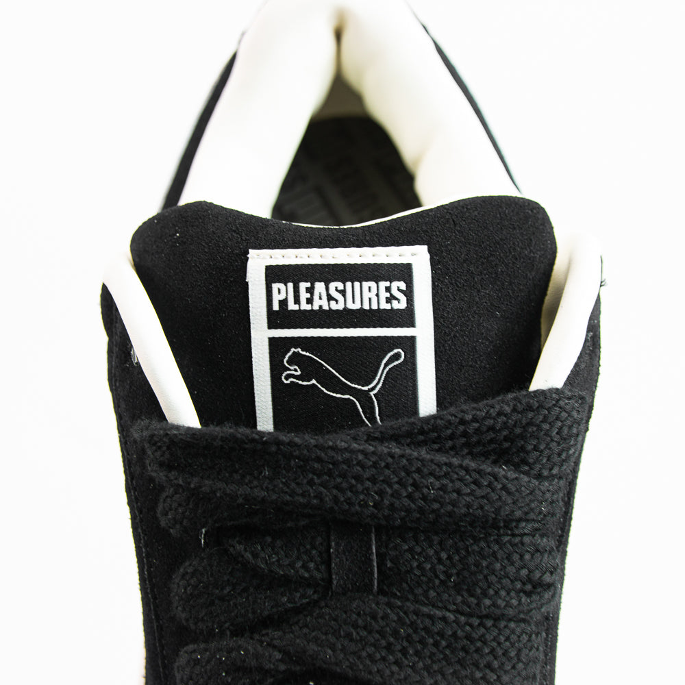 Suede XL PLEASURES (Puma Black/Frosted Ivory)