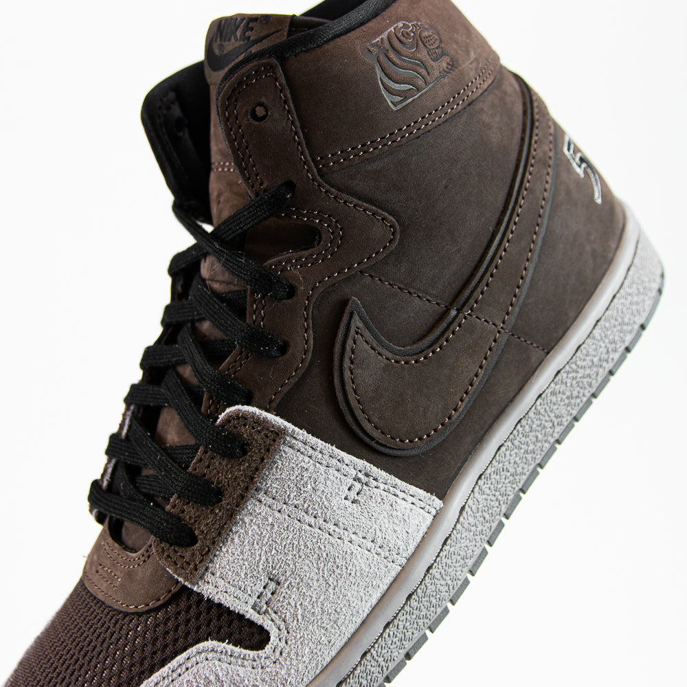 Air Ship PE SP (Baroque Brown/Black-Cement Grey)