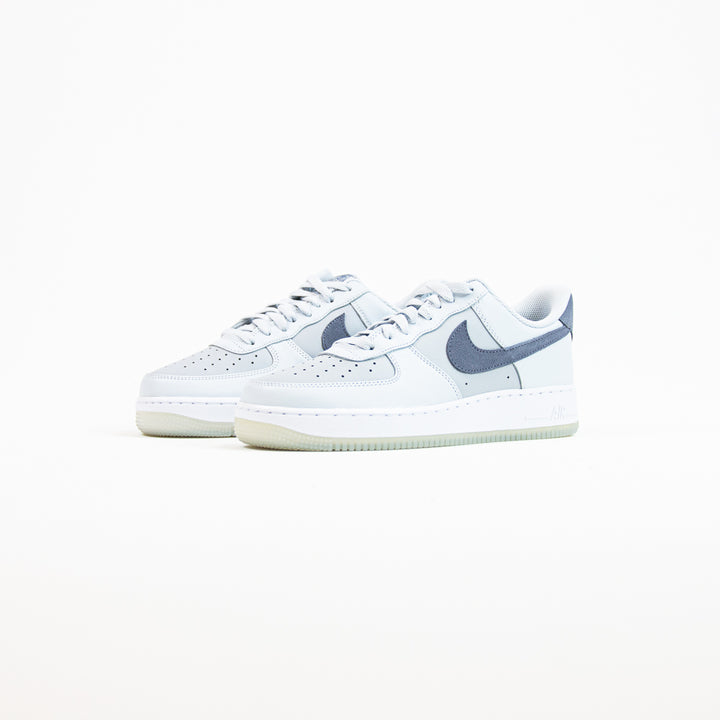 Air Force 1 ‘07 LV8 (Pure Platinum/Light Carbon)