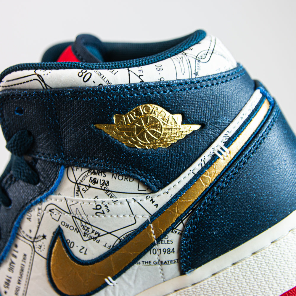 Air Jordan 1 Mid SE (GS) (Armory Navy/Metallic Gold)