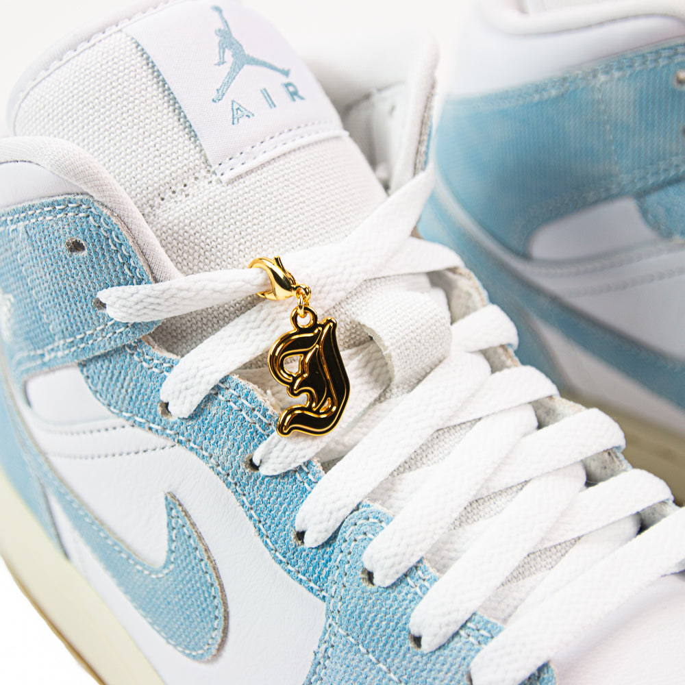 国内配送 NIKE W AIR JORDAN 1 MID SE WHITE/WORN BLUE-SAIL-GUM Wmns Air Jordan 1 Mid SE (White/Worn Blue-Sail) – Corporate