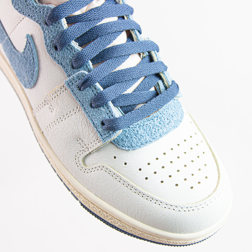 Jordan Air Ship PE SP (Summit White/Diffused Blue) – Corporate