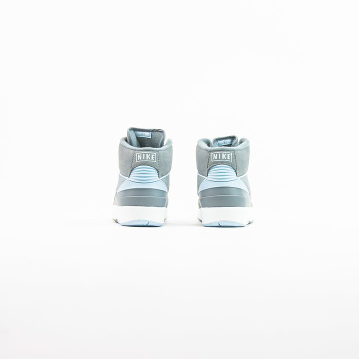 WMNS Air Jordan 2 Retro (Cool Grey/Ice Blue-White)