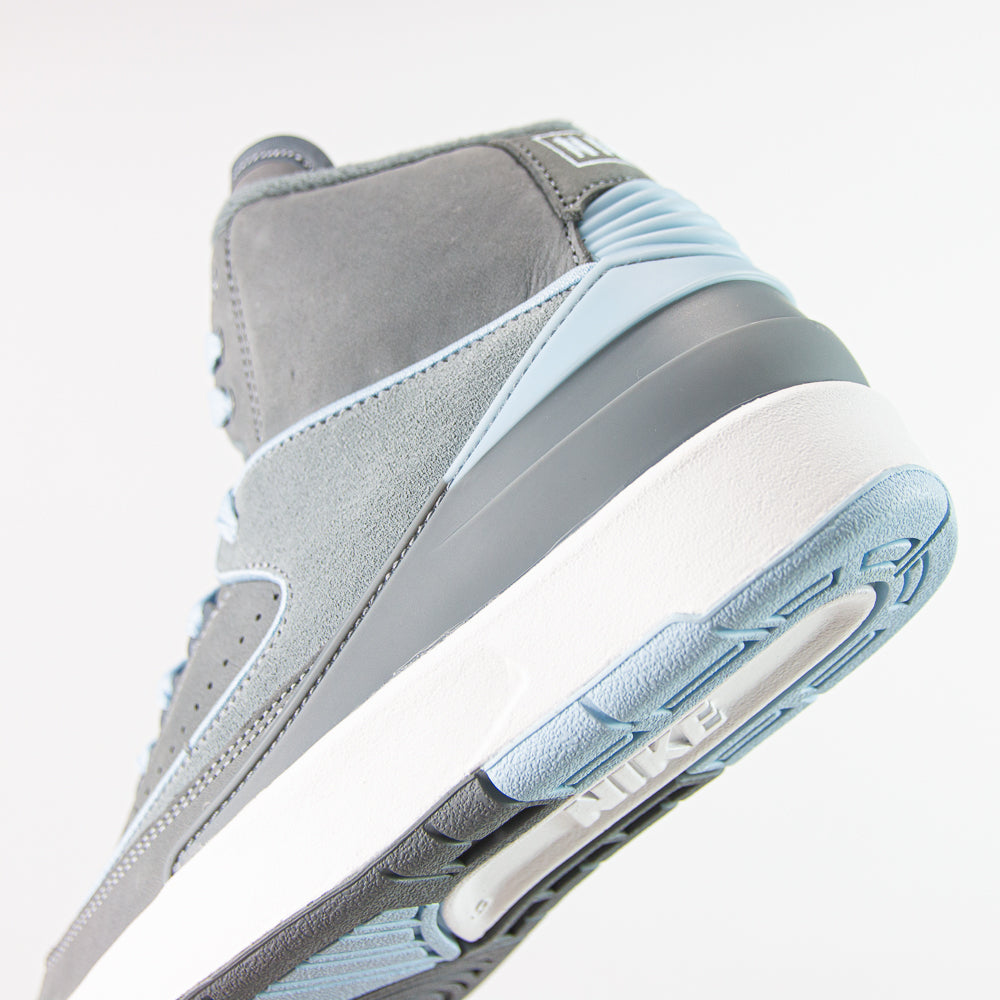 WMNS Air Jordan 2 Retro (Cool Grey/Ice Blue-White)