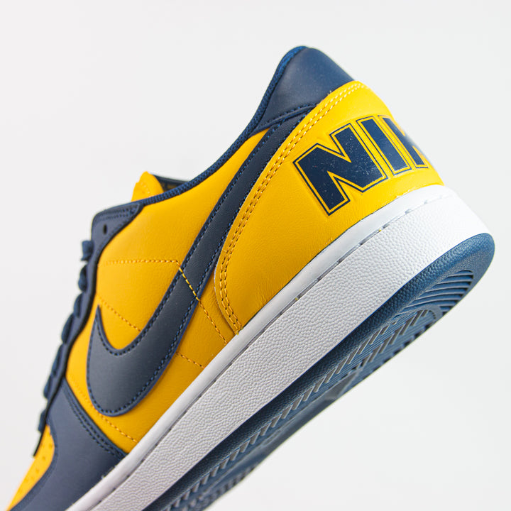 Terminator Low OG (University Gold/Navy)