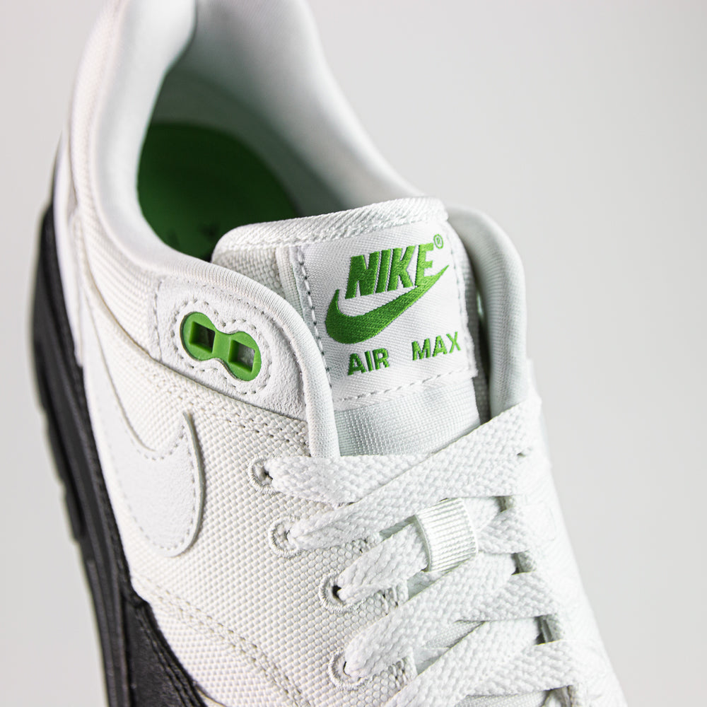 Air Max 1 SE (Summit White/Summit White)