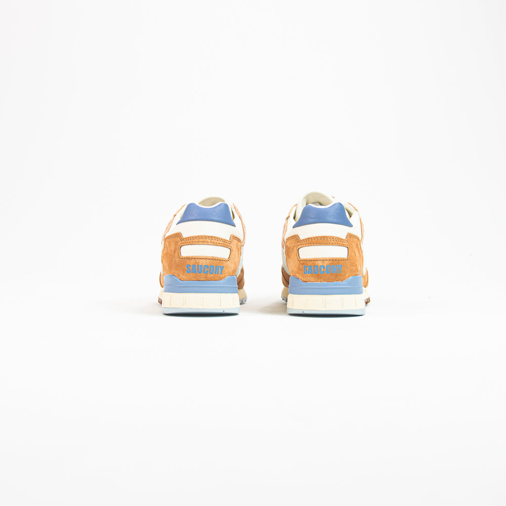 Shadow 5000 (Light Beige/Rust)