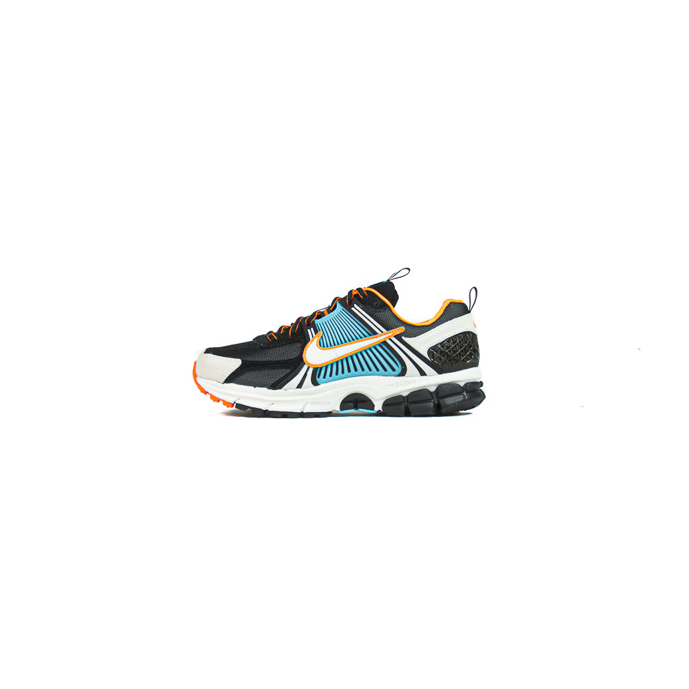 WMNS Zoom Vomero 5 PRM (Black/ Light Bone/ Blue Gaze)