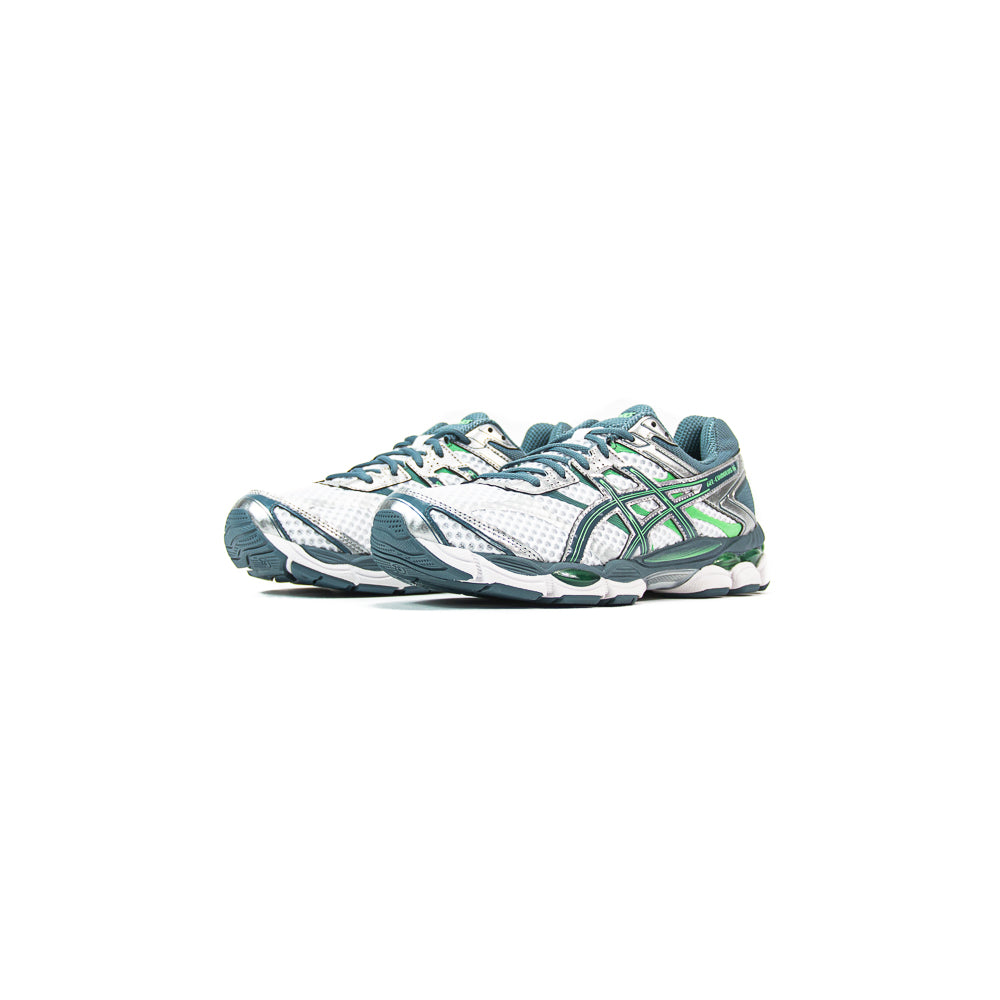 Gel-Cumulus 16 (White/Ironclad)