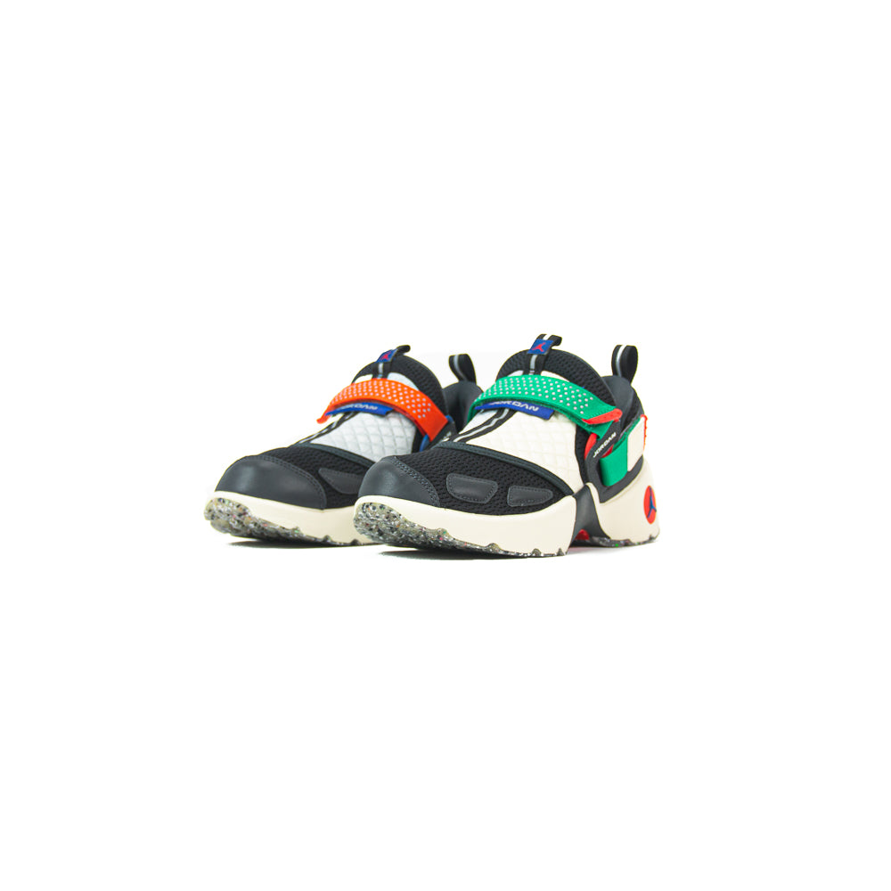 Wmns Jordan Trunner XL RA (Black/White-Coconut Milk)