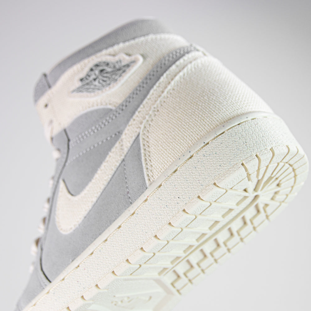 Air Jordan 1 Retro Hi OG Craft (Sea Glass/Pale Ivory)