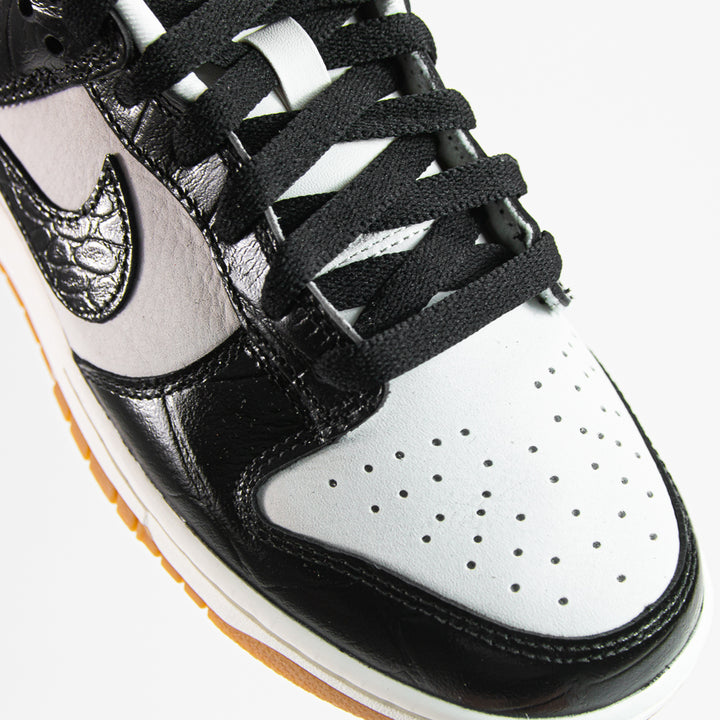 WMNS Dunk Low LX (Phantom/Black-Sail)