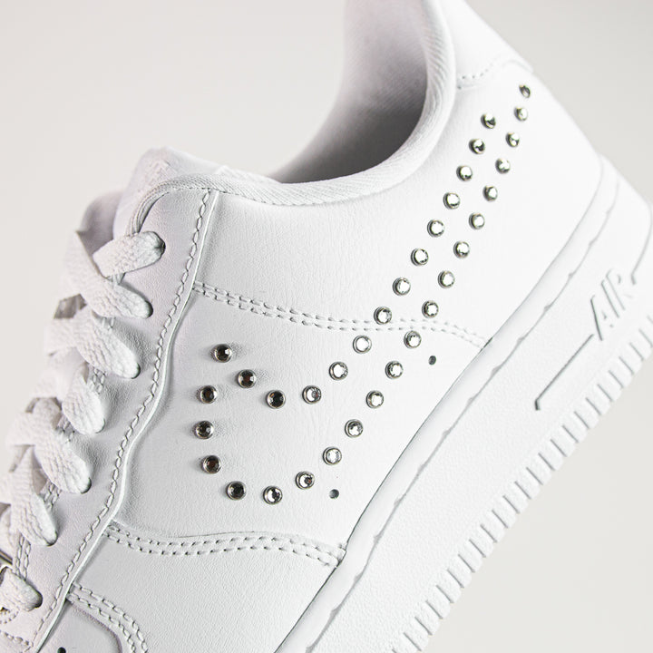 Wmns Air Force 1 '07 (White/Chrome-Metallic Silver)