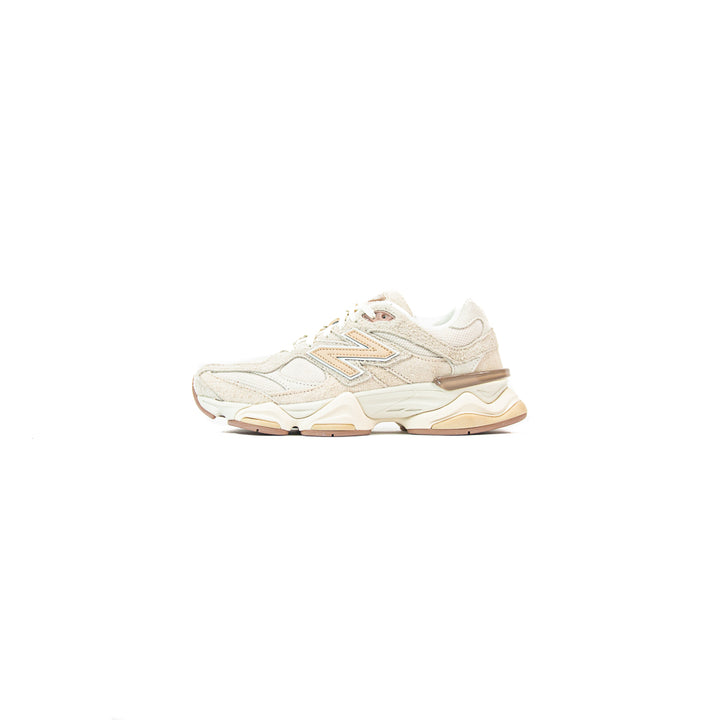 9060 (Bisque/Sea Salt)