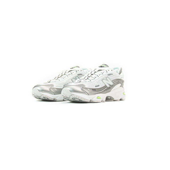 1000D (White/Silver Metallic/Mint Flash)