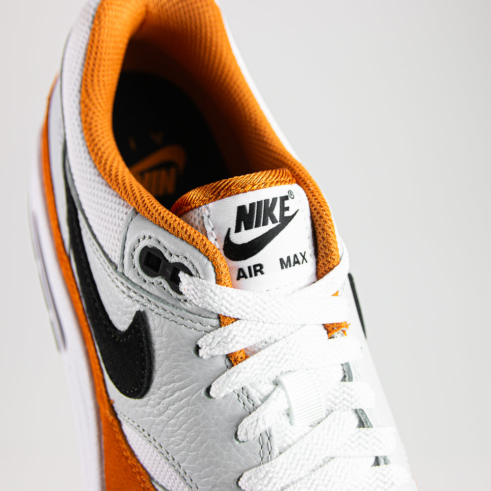 Air Max 1 (White/Black-Monarch)