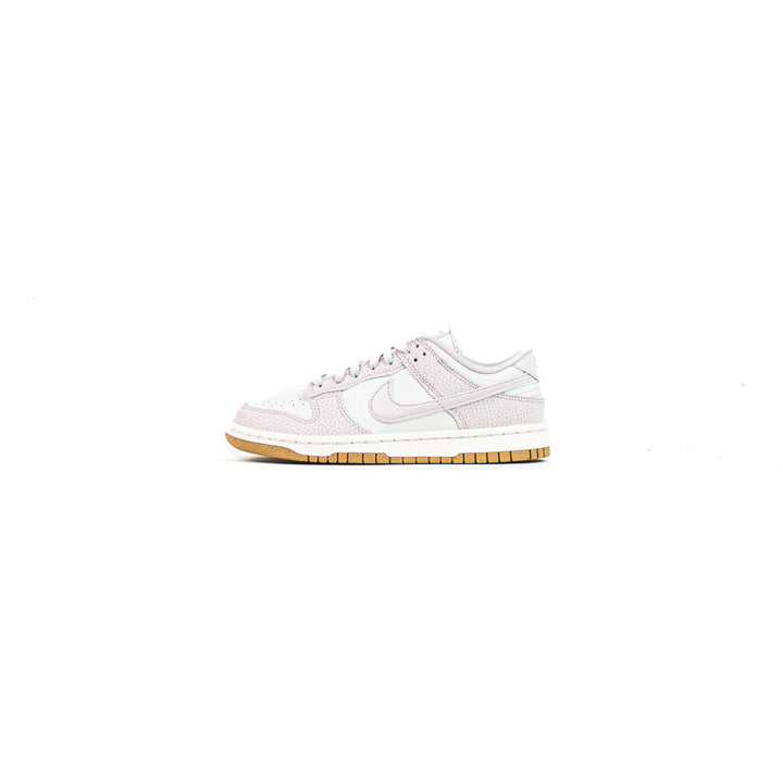 W Dunk Low PRM NN (Light Bone/Platinum Violet)