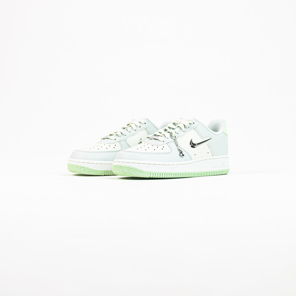 W Air Force 1 '07 NN SE (Sea Glass/Vapor Green)