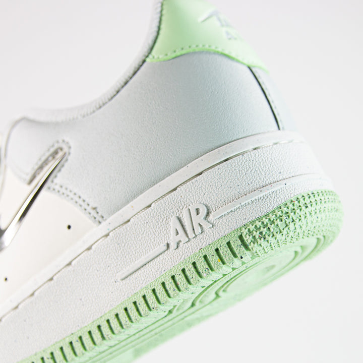 W Air Force 1 '07 NN SE (Sea Glass/Vapor Green)