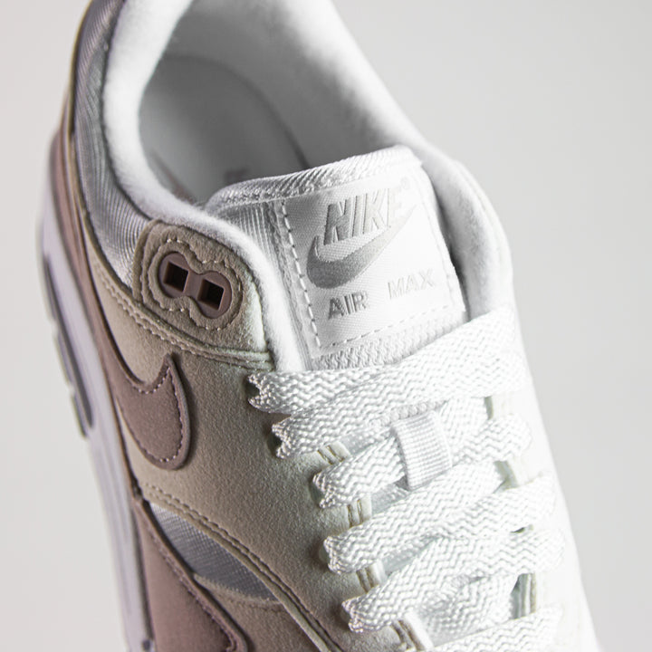 W Air Max 1 (White/Platinum Violet Phantom)