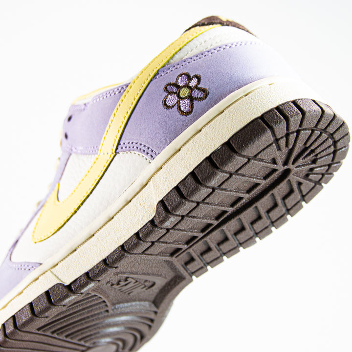 W Dunk Low PRM (Lilac Bloom/Soft Yellow-Sail)