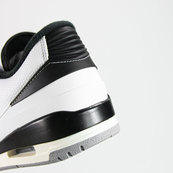 Jordan 2/3 (White/Black-Sail-Cement Grey)