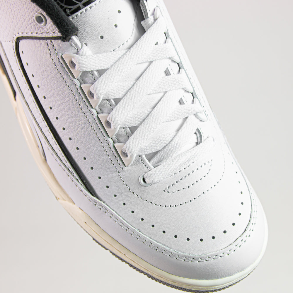 Jordan 2/3 (White/Black-Sail-Cement Grey)