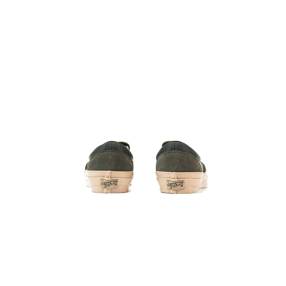 Lx Classic Slip On 98 (Suede Coal Brown) – Corporate
