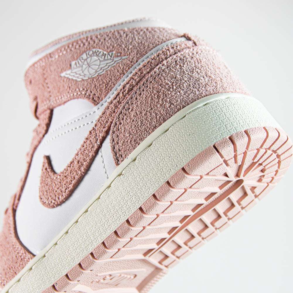 Air Jordan 1 Mid SE (GS) (White/Legend Pink-Sail)