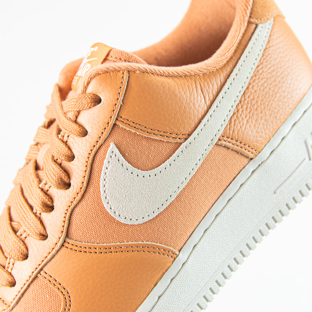 nike men air force 1 '07 lx amber brown phantom